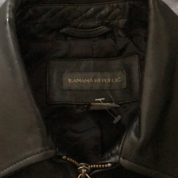 Used banana republic, leather coat - Picture 2 of 2